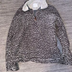 Nordstrom fuzzy quarter zip. size: S